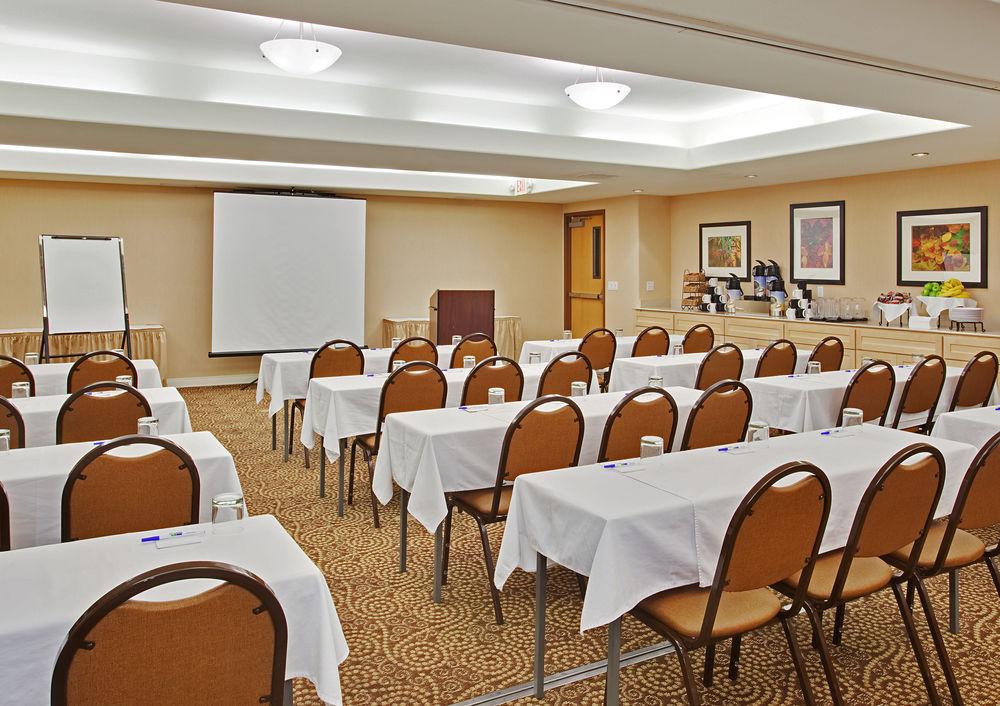 Holiday Inn Express Hotel & Suites Modesto-Salida By Ihg Exterior foto